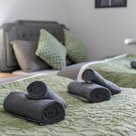 Open Mind Property - Apartment With 2 Double Beds Portsmouth Kültér fotó