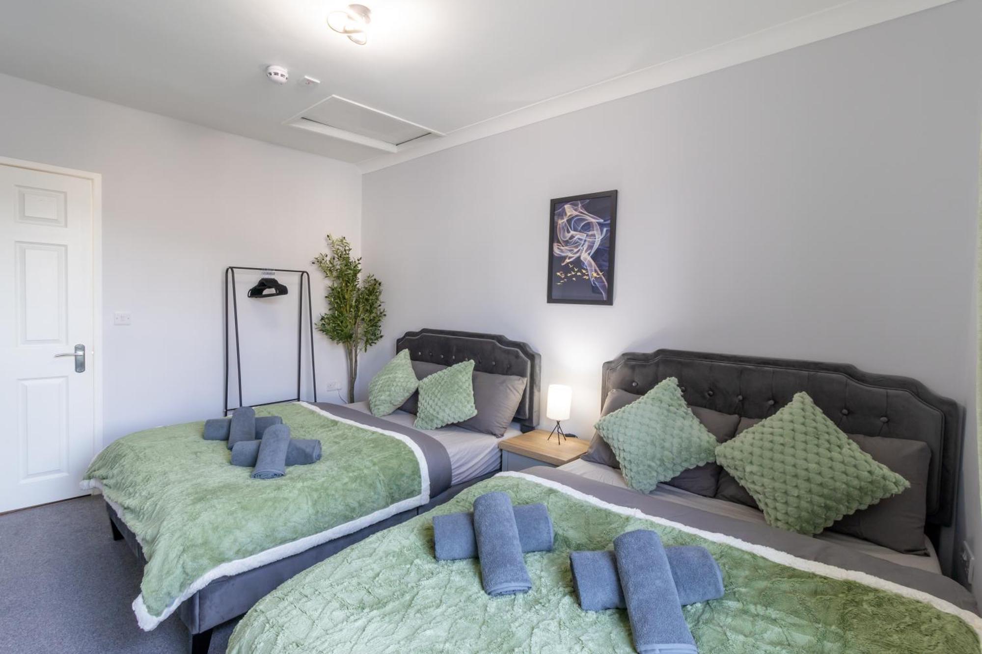 Open Mind Property - Apartment With 2 Double Beds Portsmouth Kültér fotó