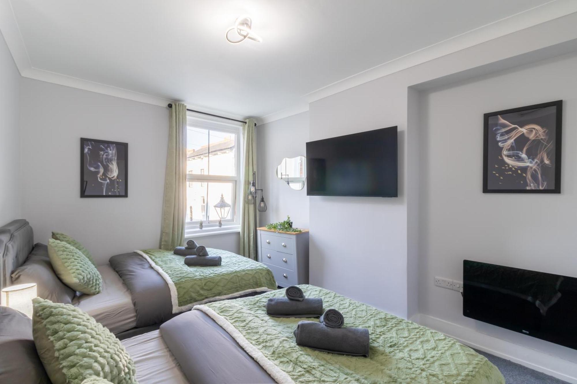 Open Mind Property - Apartment With 2 Double Beds Portsmouth Kültér fotó